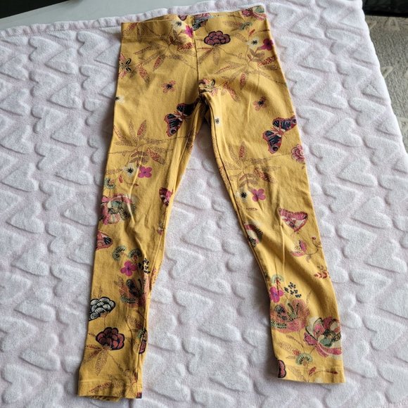 Bundle of 2- Pairs of Girl's Leggings - Picture 2 of 5